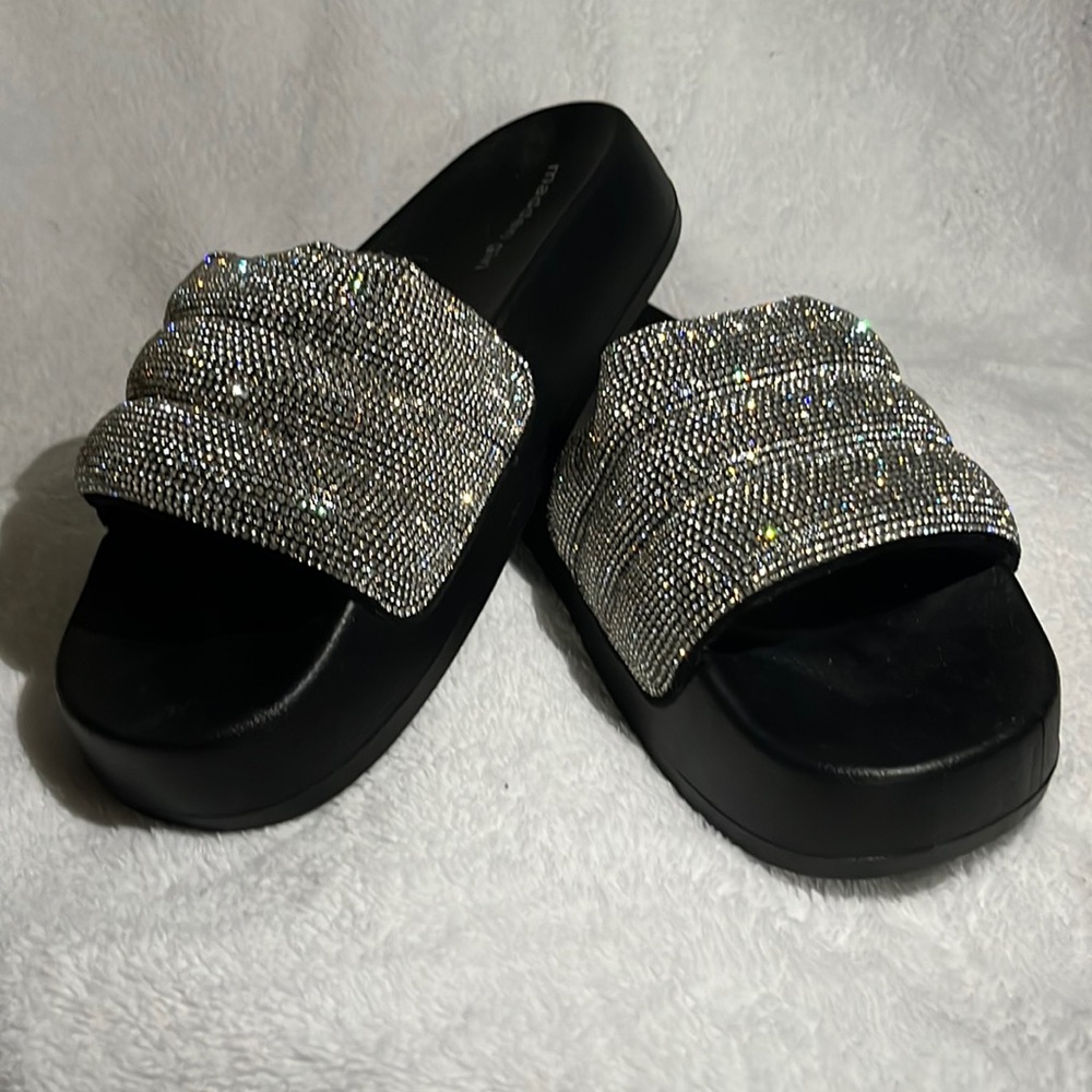 Mia Sandals